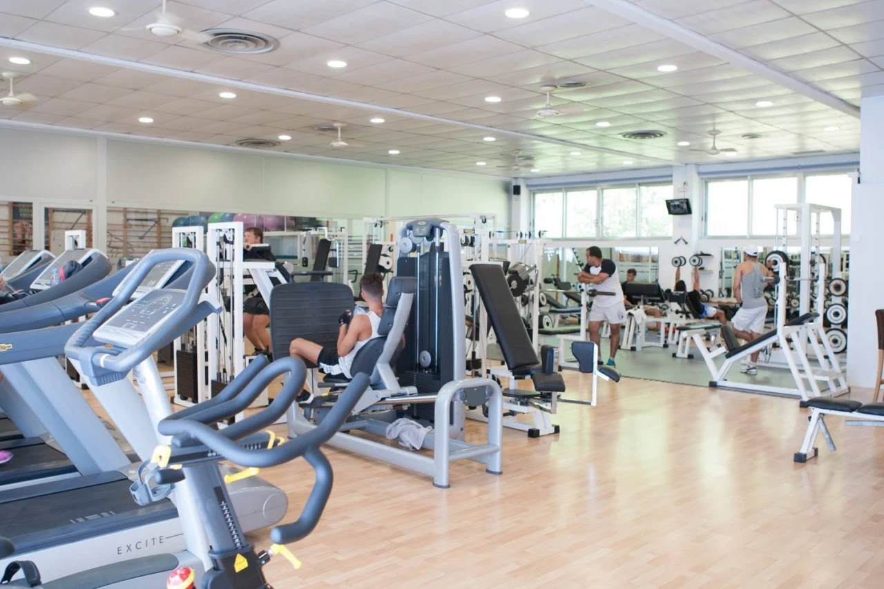 Complex Esportiu Riembau Esport, salut i oci a l